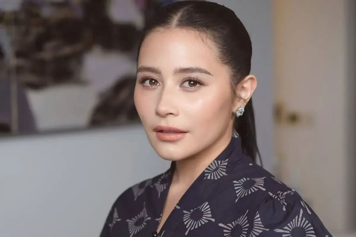 Potret Prilly Latuconsina (Sumber: Instagram/@prillylatuconsina96)