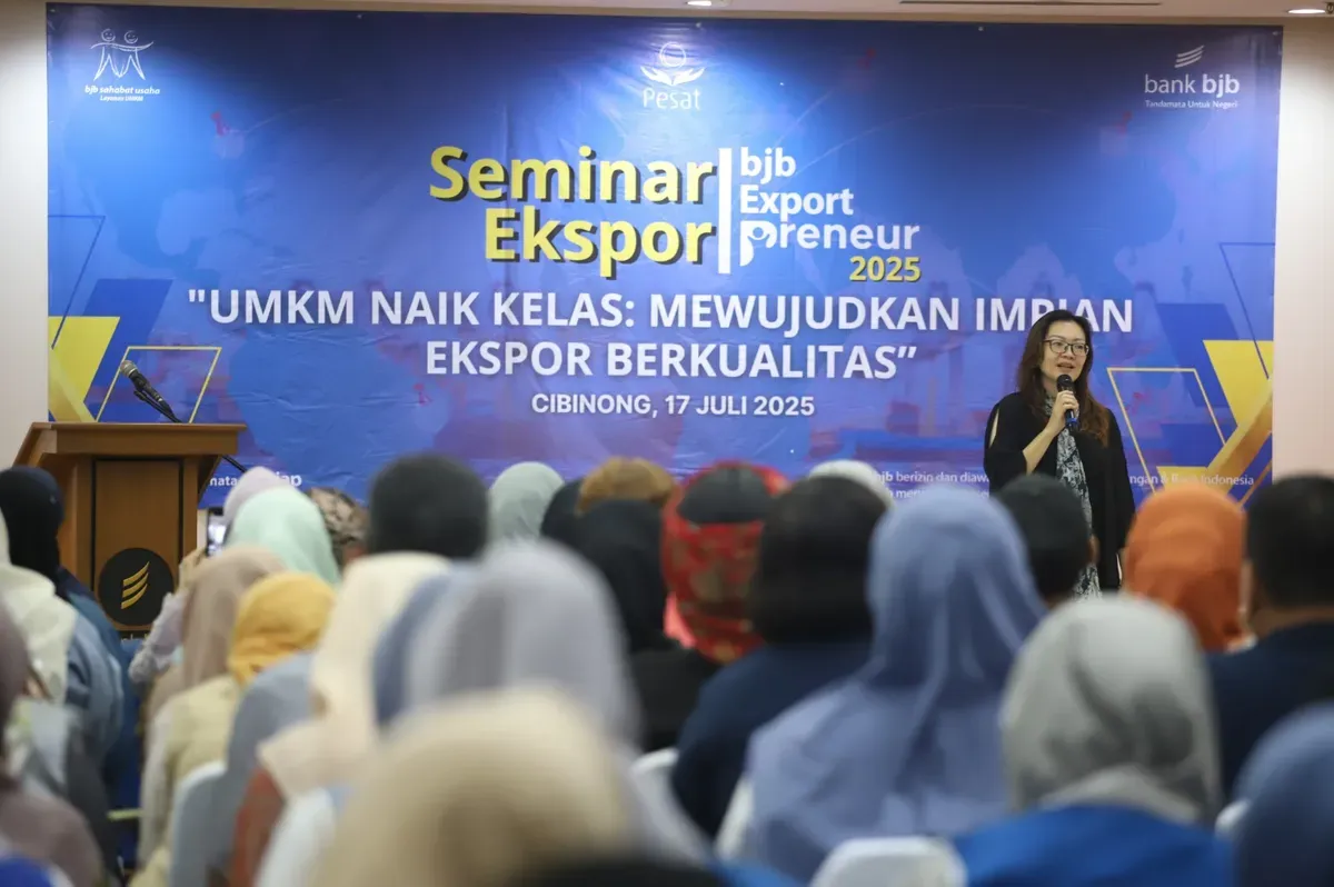 Kegiatan bjb Exportpreneur Volume 2 bertajuk "UMKM Naik Kelas: Mewujudkan Impian Ekspor Berkualitas" digelar di Kantor Cabang bank bjb Cibinong, Kabupaten Bogor, Kamis, 17 Juli 2025. (Sumber: Dok. bjb)