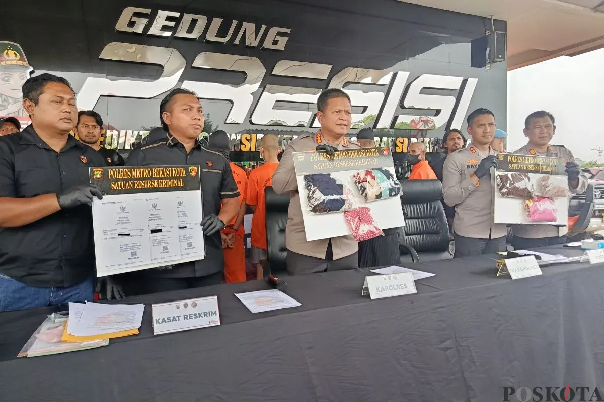 Polres Metro Bekasi Kota merilis kasus pencabulan oleh kakek berusia 73 tahun kepada anak di bawah umur, Jumat, 18 Juli 2025. (Sumber: Poskota/Nurpini Aulia Rapika)