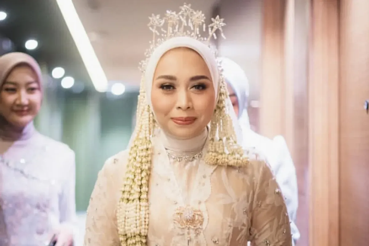 Sosok Putri Karlina, Waki Bupati Garut yang kini menjadi menantu Gubernur Jawa Barat Dedi Mulyadi. (Sumber: Instagram/@putri.karlina14)
