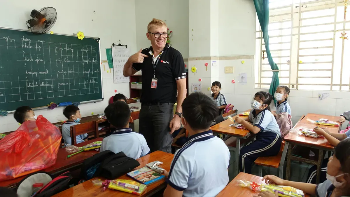 Isi Permendikdasmen Nomor 13 Tahun 2025 tentang kurikulum pendidikan. (Sumber: Pexels/Teacher Ray You)