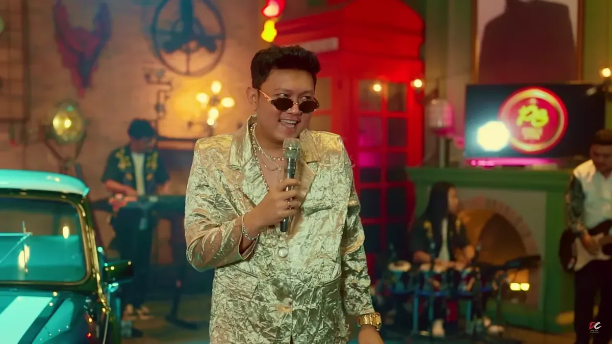 Lirik lagu Oplosan x Pokoke Joget yang dipopulerkan oleh Denny Caknan. (Sumber: YouTube/ DC. PRODUCTION)