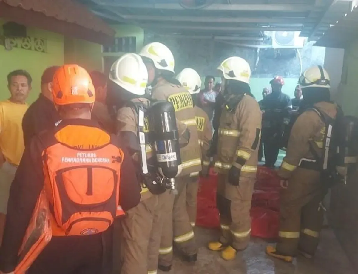 Kebakaran rumah tinggal di kawasan Tebet, Jaksel, pada Sabtu, 19 Juli 2025 tewaskan 4 orang anak. (Sumber: Damkar)