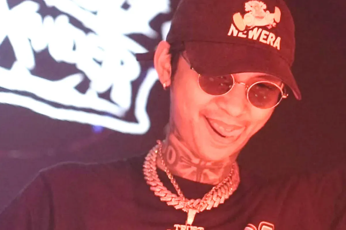 Potret Young Lex yang marah bela Erika Carlina. (Sumber: Instagram/@young_lex18)
