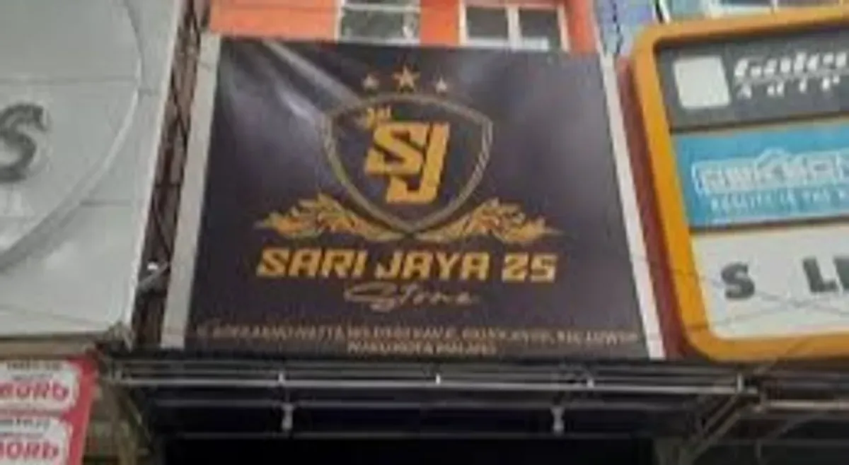 King Abdi MasterChef Diduga Promosikan Toko Miras Ilegal di Malang, Ini Fakta MRS Sari Jaya (Sumber: TikTok/@infomalangan)