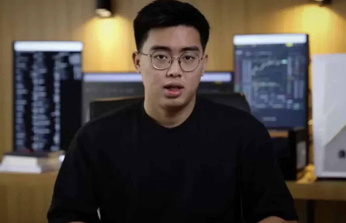 Timothy Ronald Beberkan Rahasia Sukses: Kaya Bukan Karena Genius, Tapi Karena Konsisten dan Sabar! (Sumber: Instagram/@timothyronald)