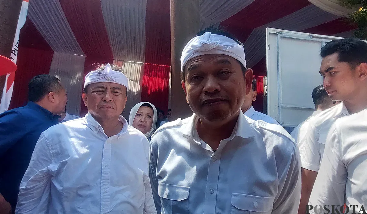 Gubernur Jabar, Dedi Mulyadi, saat menghadiri peluncuran Koperasi Desa Merah Putih di Hambalang, Kabupaten Bogor, Senin, 21 Juli 2025. (Sumber: POSKOTA | Foto: Sekar Putri Andini)