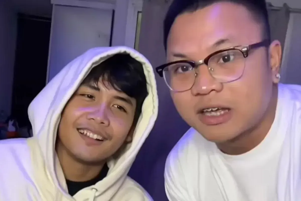 Simak profil lengkap Bintang Emon yang sedang viral soal live streaming bersama Bigmo TikTok. (Sumber: TikTok/@momonotnice)