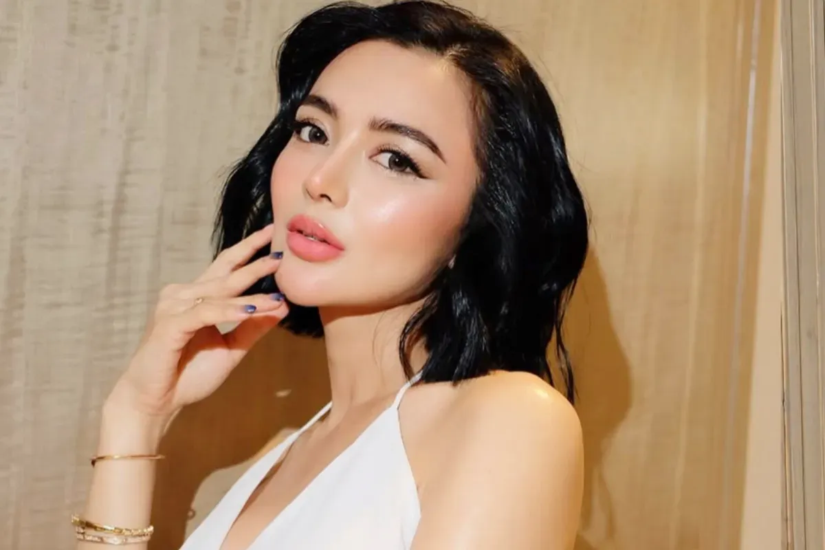 Potret Wika Salim yang mengungkapkan kisah asal mula goyang keramas. (Sumber: Instagram/@wikasalim)
