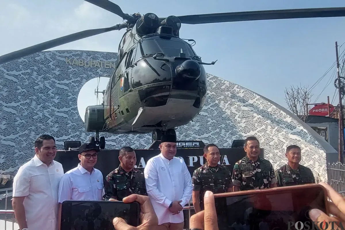 Peresmian monumen helikopter SA-330 Puma di Cibinong, Kabupaten Bogor, Jumat, 25 Juli 2025. (Sumber: Poskota/Sekar Putri Andini)