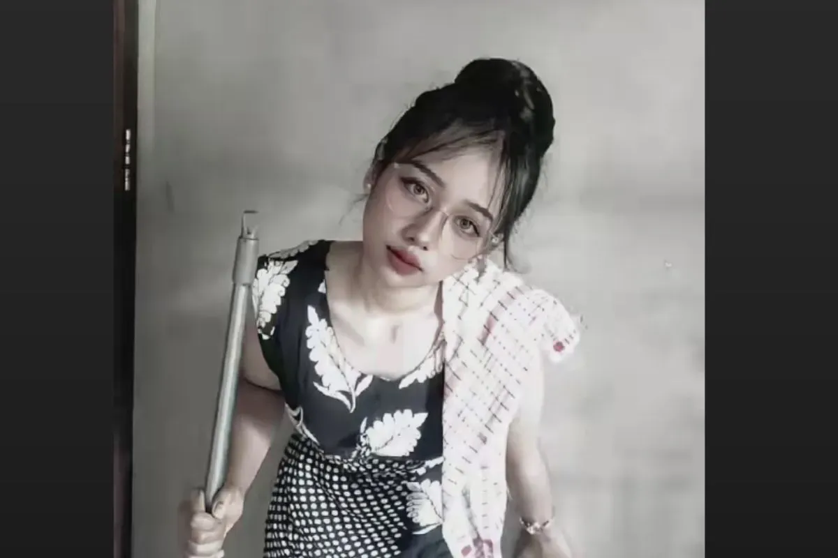 Viral di TikTok Nisa si mama muda (Sumber: TikTok/_hellonisaa21)