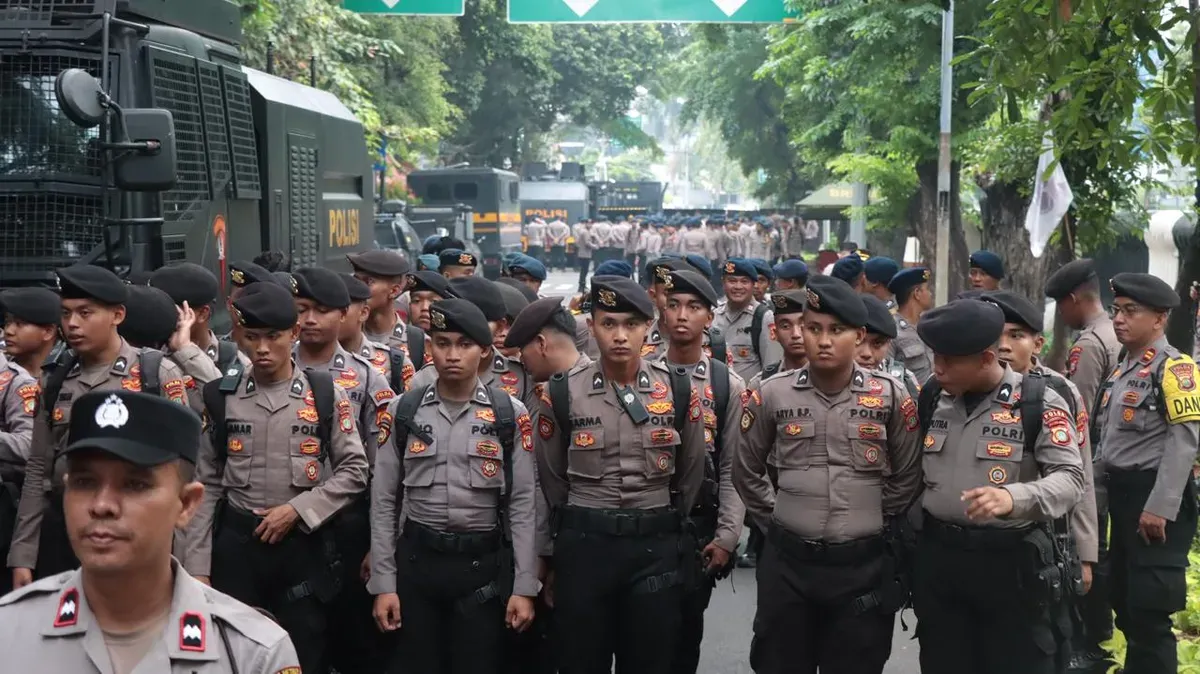 Ribuan polisi dikerahkan untuk mengamankan jalannya sidang Hasto Kristiyanto di PN Jakarta Pusat. (Sumber: Humas Polres Metro Jakarta Pusat)