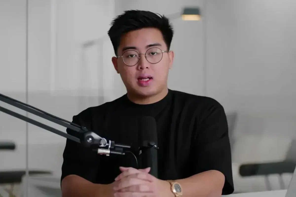 Potret Timothy Ronald. (Sumber: Tangkapan Layar YouTube)