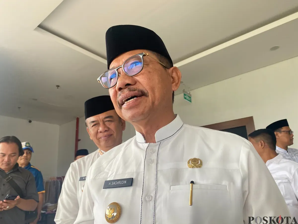 Wali Kota Tangerang Sachrudin menyampaikan peran NU sangat penting dalam mendidik generasi muda usai menghadiri pelantikan pengurus NU di Asrama Haji Grand El Hajj, Cipondoh, Jumat, 25 Juli 2025. (Sumber: Poskota/Primayanti Juli Kumala Manalu)