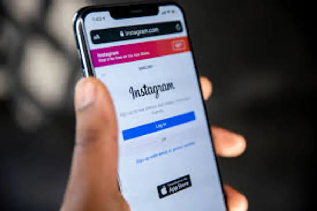 Identitas Aryo Disa Wiratama di TikTok dan IG Terungkap! Publik Heboh Isi Putusan Cerainya dengan Ruce Nuenda (Sumber: Pinterest)