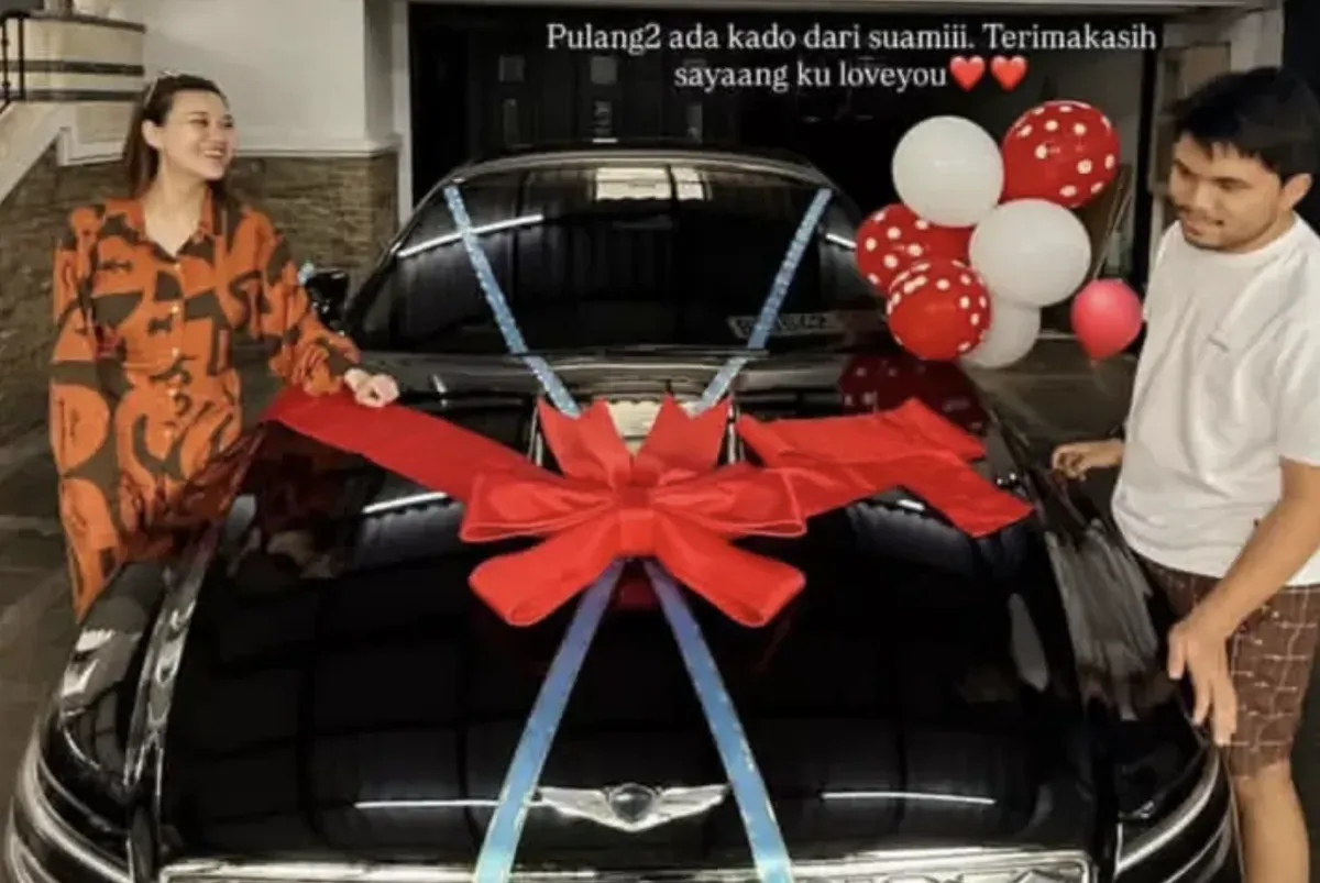 Hadiah Mewah dari Thariq Halilintar: Ini Spesifikasi dan Harga Fantastis Genesis G80 untuk Aaliyah Massaid (Sumber: Instagram/@aaliyah.massaid)