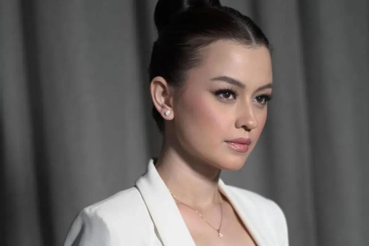 Potret Kimberly Ryder yang sulit urus harta gono-gini karena status kewarganegaraan. (Sumber: Instagram/@kimbrlyryder)