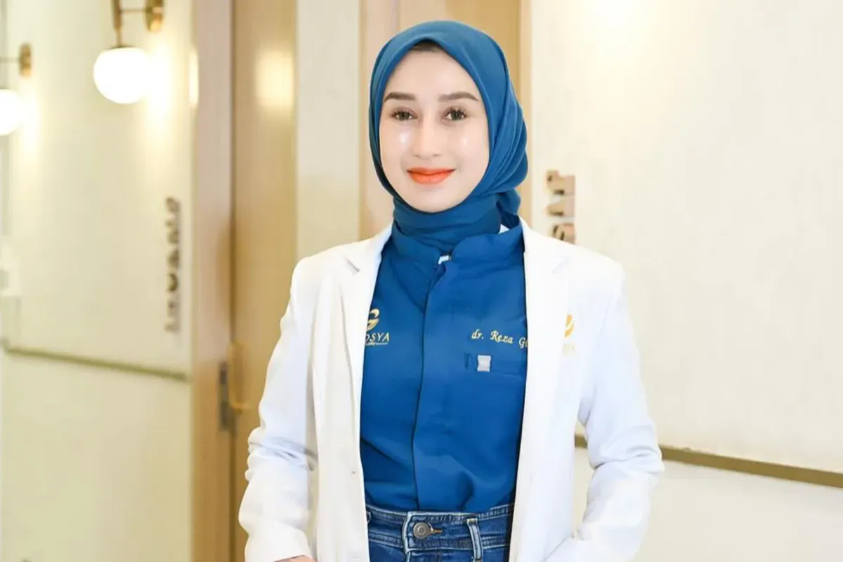 Potret Reza Gladys yang berkonflik hukum dengan Nikita Mirzani. (Sumber: Instagram/@rezagladys)