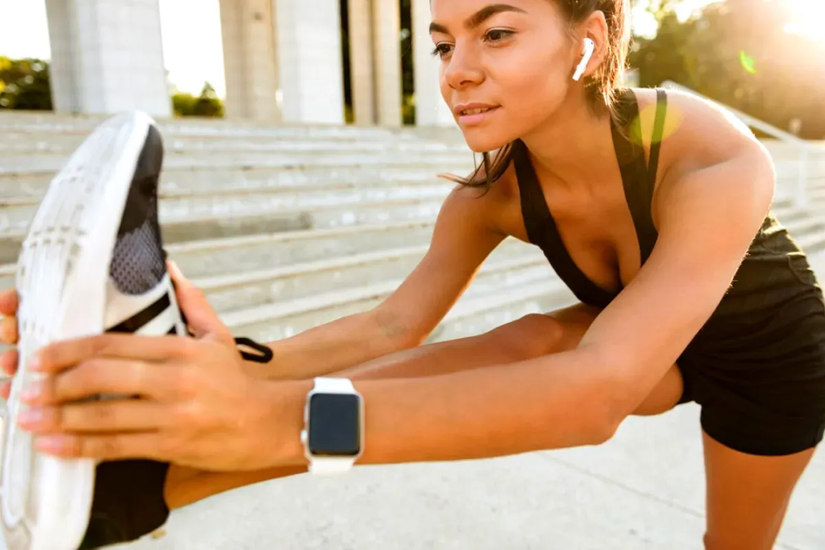 Ilustrasi smartwatch murah untuk menemani aktivitas olahraga. (Sumber: Freepik)