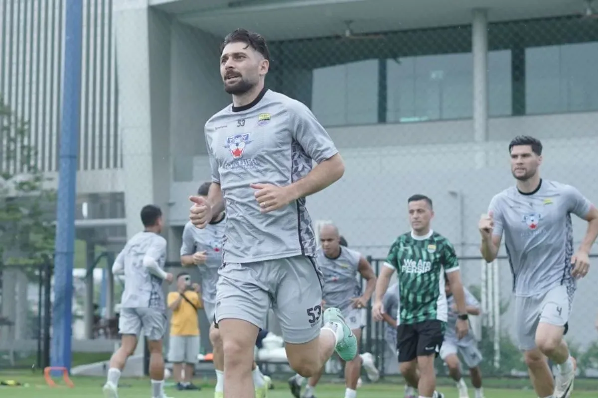 Frans Putros, bek Grade A milik Persib Bandung. (Sumber: persib.co.id)