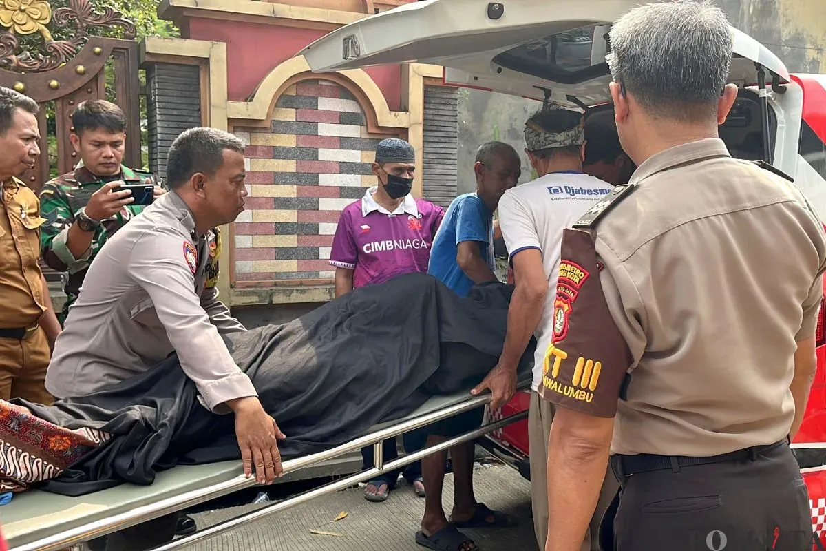 RS, 21 tahun, warga Jalan Arjuna Raya, RT 09/RW 02, Kelurahan Bekasi Jaya, Kecamatan Bekasi Timur, Kota Bekasi, ditemukan tewas gantung diri, Selasa, 29 Juli 2025. (Sumber: Poskota/Nurpini Aulia Rapika)
