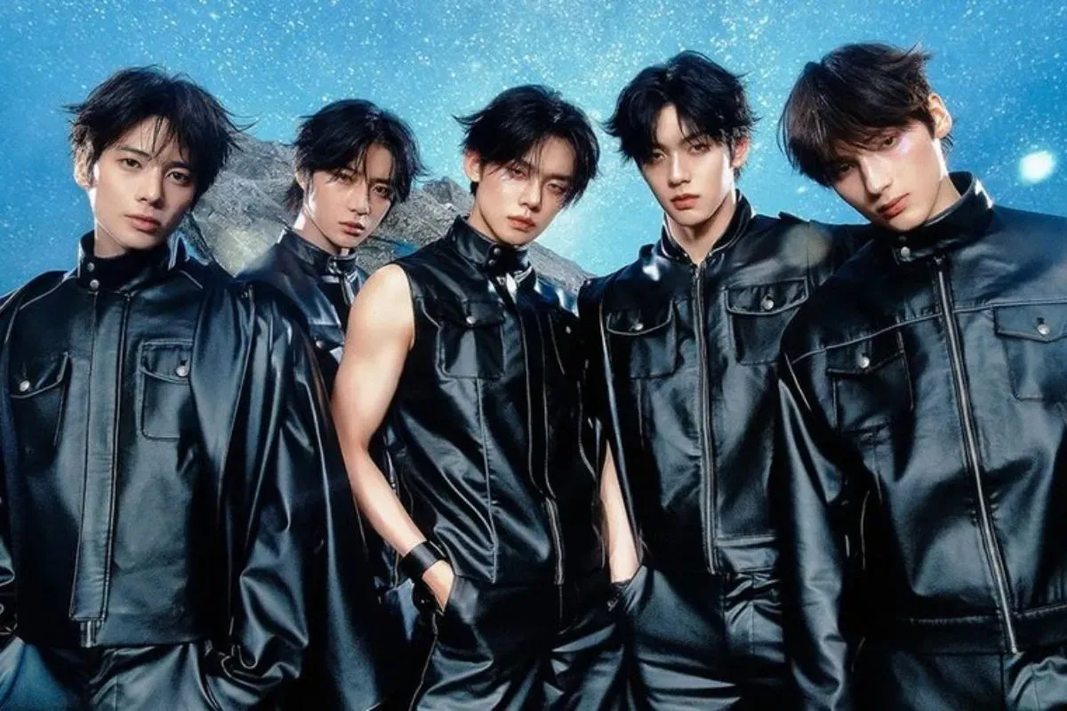 Makna dan lirik lengkap lagu "Upside Down Kiss" - TXT (Sumber: dok. BIGHIT MUSIC)