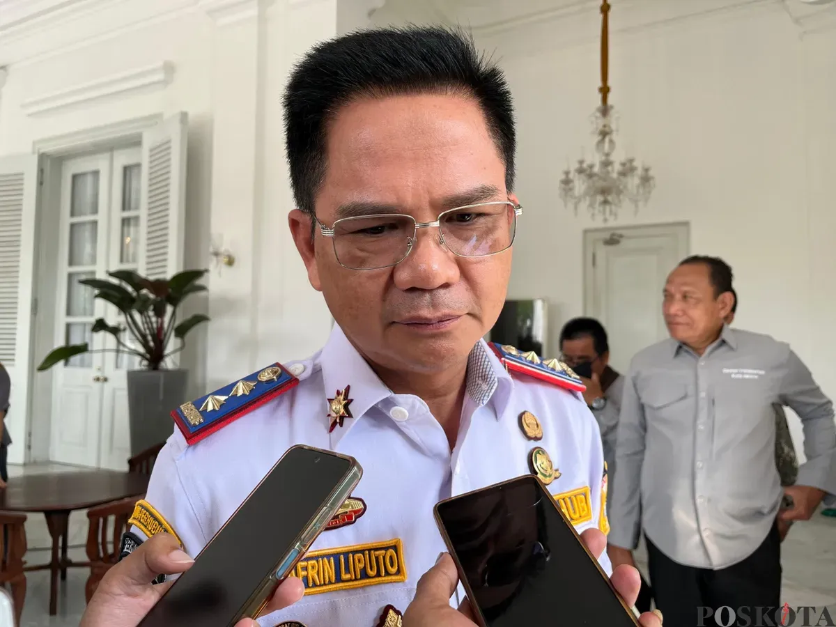 Kepala Dinas Perhubungan Jakarta, Syafrin Liputo, memaparkan sistem digitalisasi parkir lewat aplikasi JakParkir. (Sumber: POSKOTA | Foto: Pandi Ramedhan)