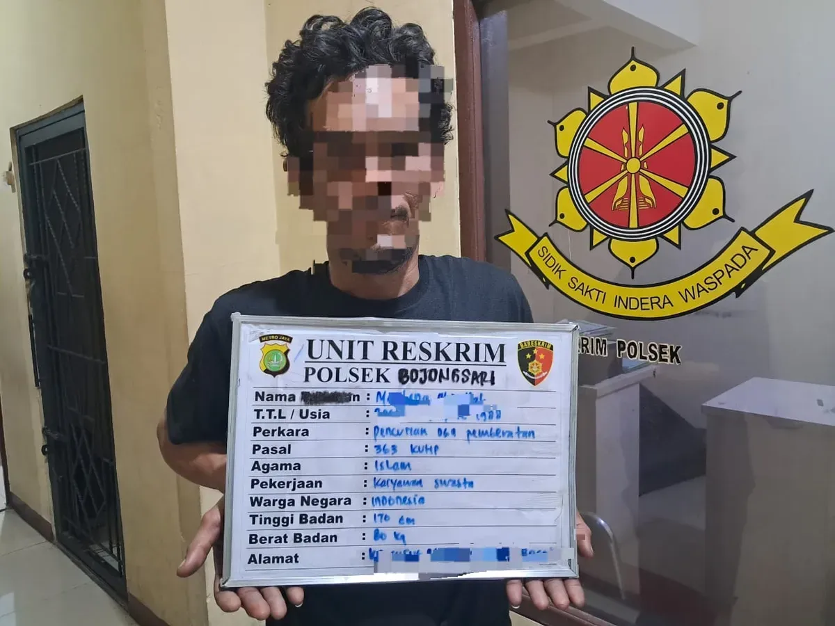 Pelaku pencuri pembobol gudang kosong penyimpanan gas di Sawangan, Kota Depok, berhasil ditangkap anggota Satreskrim Polsek Bojongsari. (Sumber: Polsek Bojongsari)