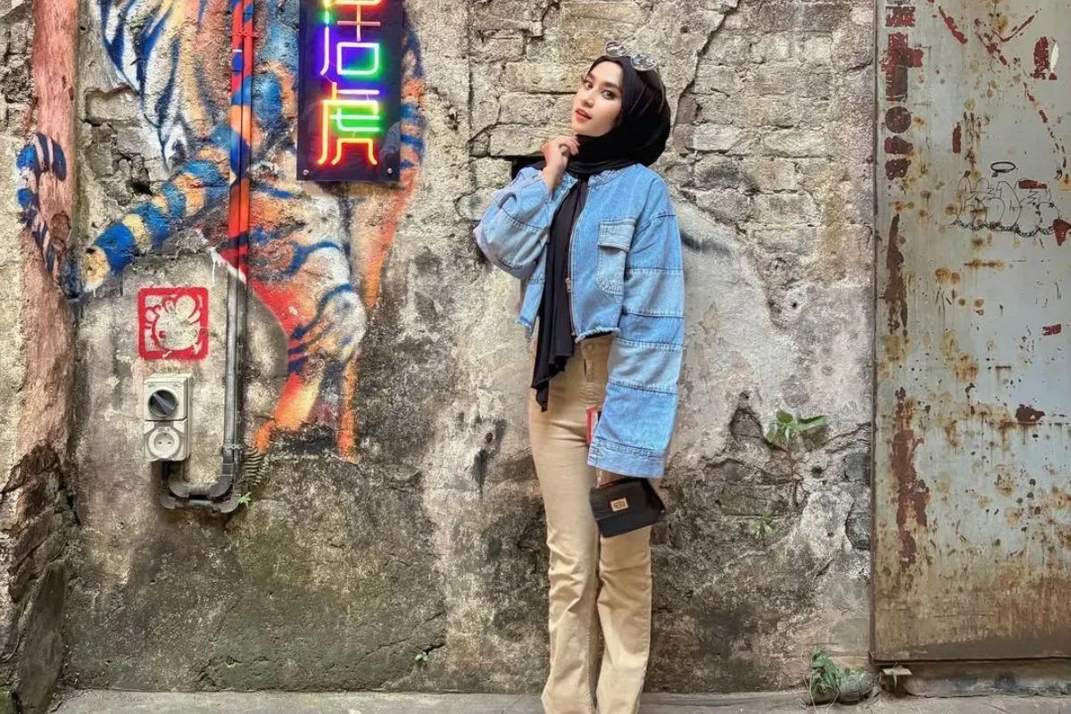 Profil Sabbyna yang dikata teroris oleh bapak-bapak (Sumber: Instagram/@sabinalutfi)