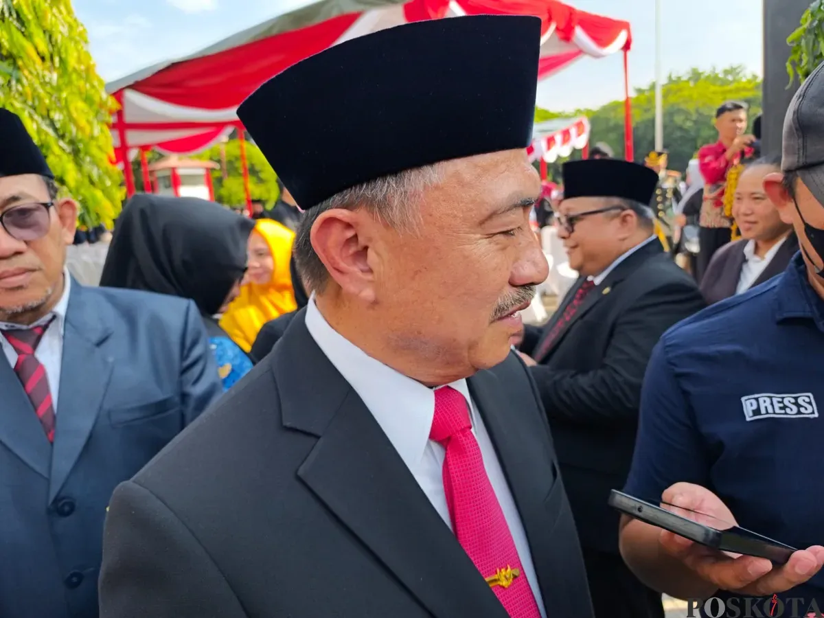 Wakil Wali Kota Bekasi, Abdul Harris Bobihoe. (Sumber: POSKOTA | Foto: Nurpini Aulia Rapika)