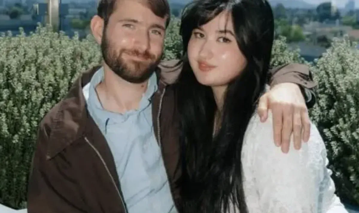 Ini Pekerjaan Asher Novkov Bloom, Suami Stephanie Poetri yang Menikah di Los Angeles (Sumber: Tiktok/@blue.sky1353)