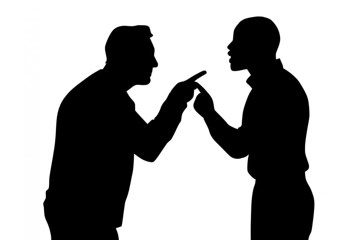 Ilustrasi debt collector (DC) pinjol melakukan penagihan. (Sumber: PxHere)