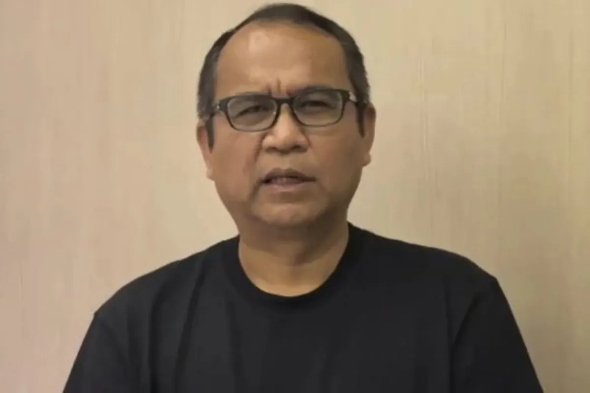 Setia Budi Tarigan Ayah Christiano Pengarapenta klarifikasi dan minta maaf, videonya viral di medsos dan YouTube. (Sumber: Istimewa)