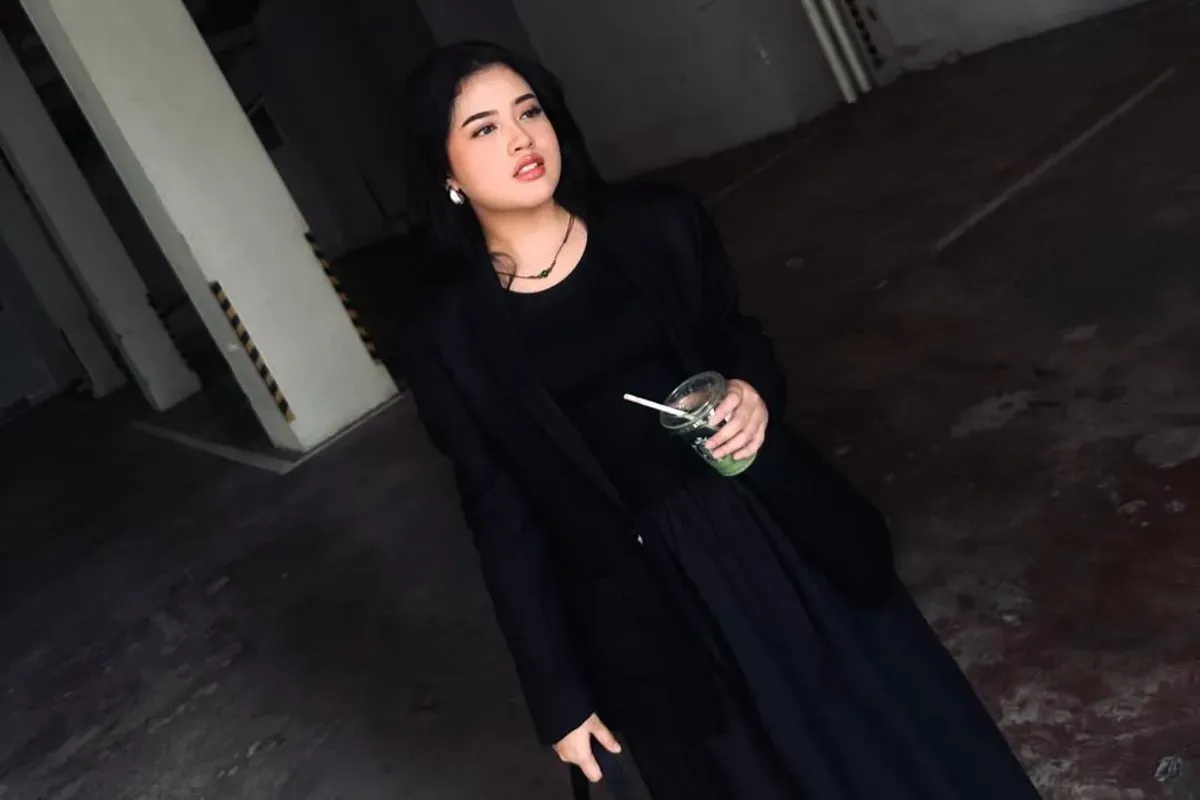 Buntut Video Skandal dengan Fajar Noor, Instagram Shabrina Leanor Habis Kena Cibiran Netizen (Sumber: Instagram/shabrina_leonita)