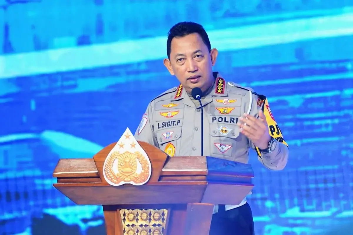 Kapolri Listyo Sigit dalam acara Syukuran Hari Lalu Lintas Bhayangkara ke-69 di The Tribrata Hotel and Convention Center, Jaksel. (Sumber: Instagram/@listyosigitprabowo)