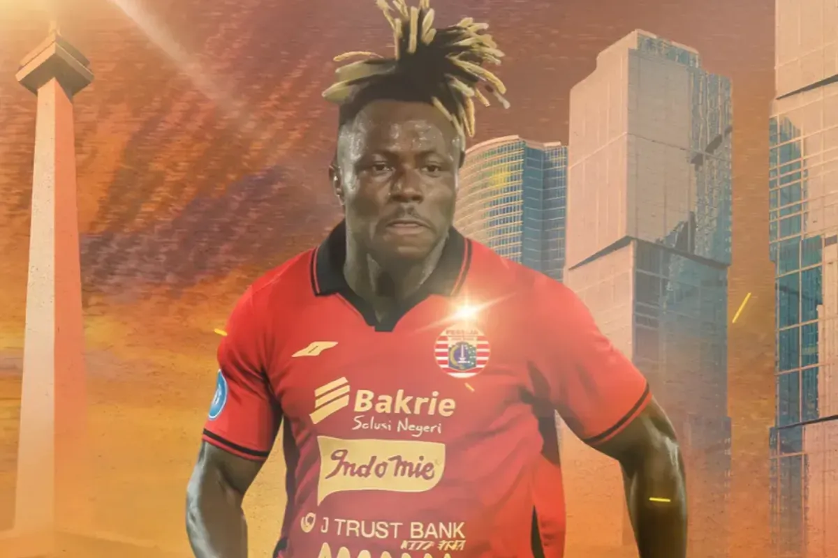 Moussa Sidibe semakin dekat ke Persija Jakarta. Mantan winger Persis Solo yang baru saja dilepas ini santer dikaitkan dengan Macan Kemayoran. (Sumber: Instagram/@feed.persija)