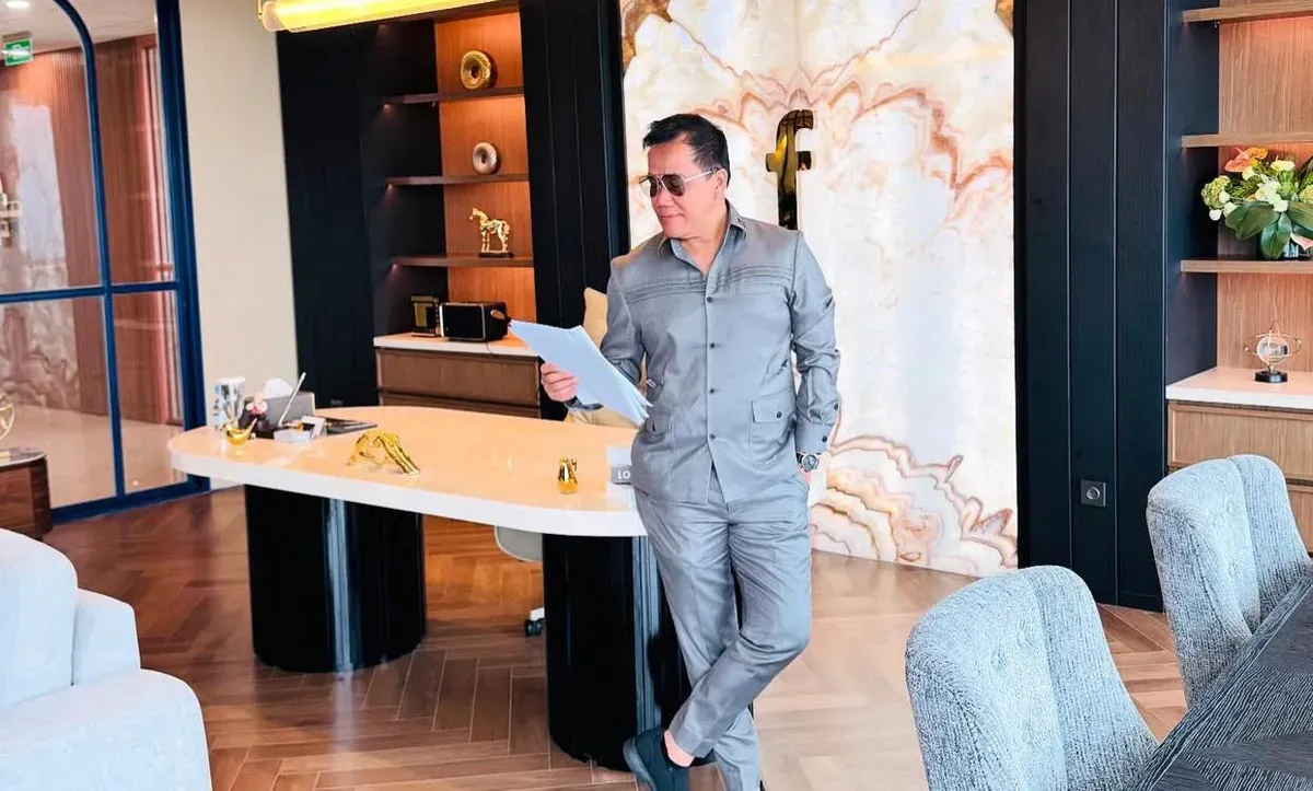 Crazy Rich Pondok Indah, Fitno Fabulous. (Sumber: Instagram/@ fitno_fabulous)