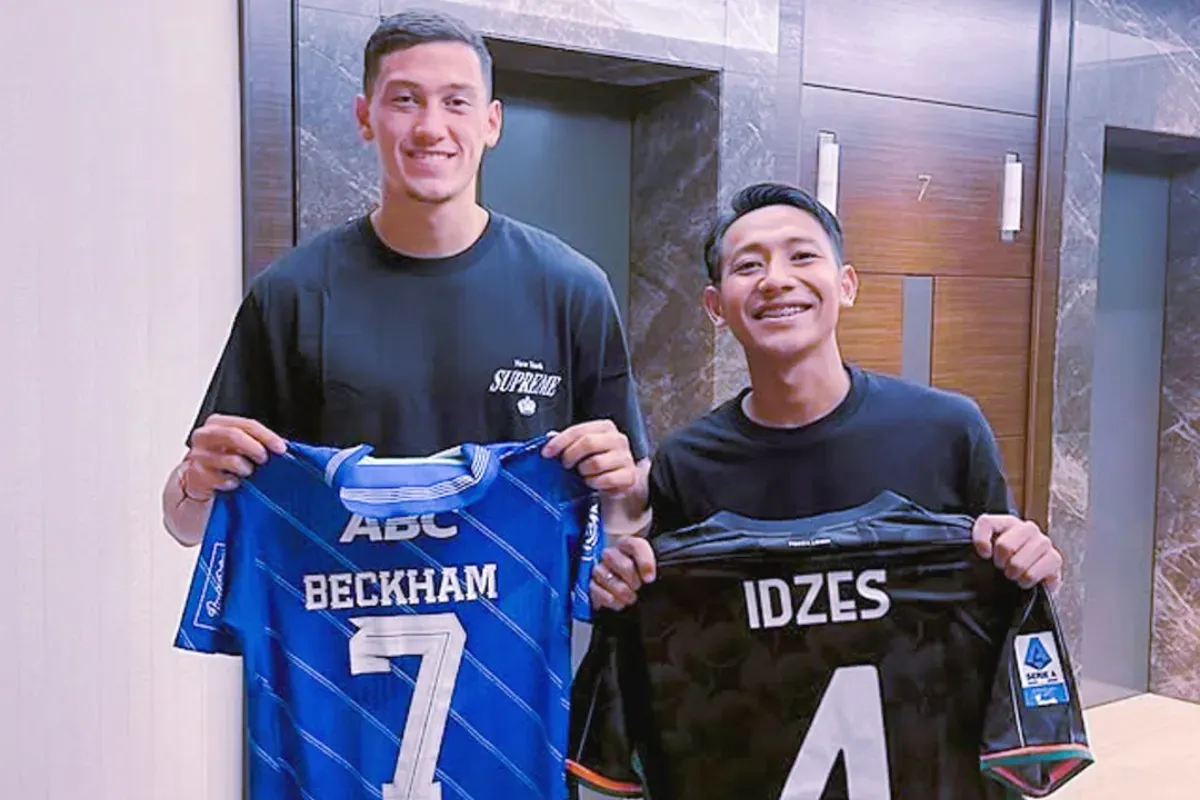 Potret Jay Idzes (kiri) dan Beckham Putra (kanan) yang viral jadi perbincangan publik di internet. (Sumber: X/@FaktaSepakbola)