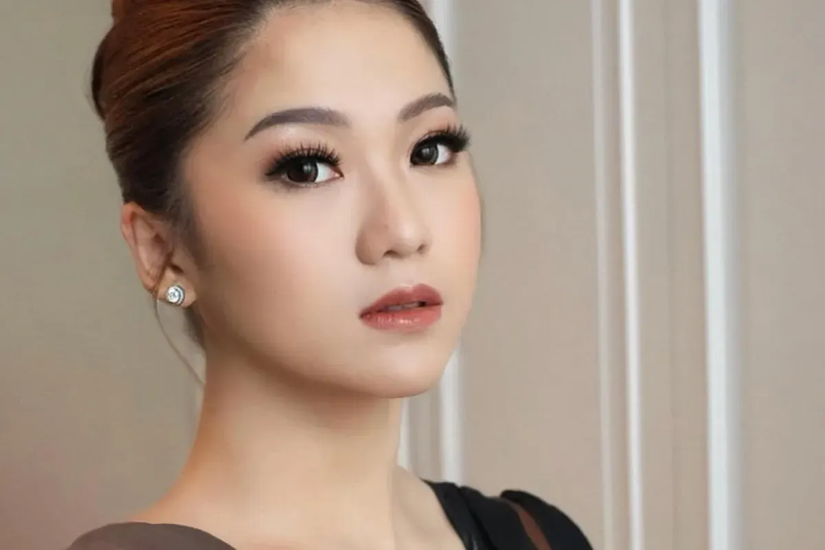 Potret Berlin Lee yang menjadi viral setelah mengungkapkan kisah rumah tangganya, termasuk dugaan penularan HIV kepada mantan suaminya oleh seorang artis penyanyi. (Sumber: Instagram/@berlinlee_)