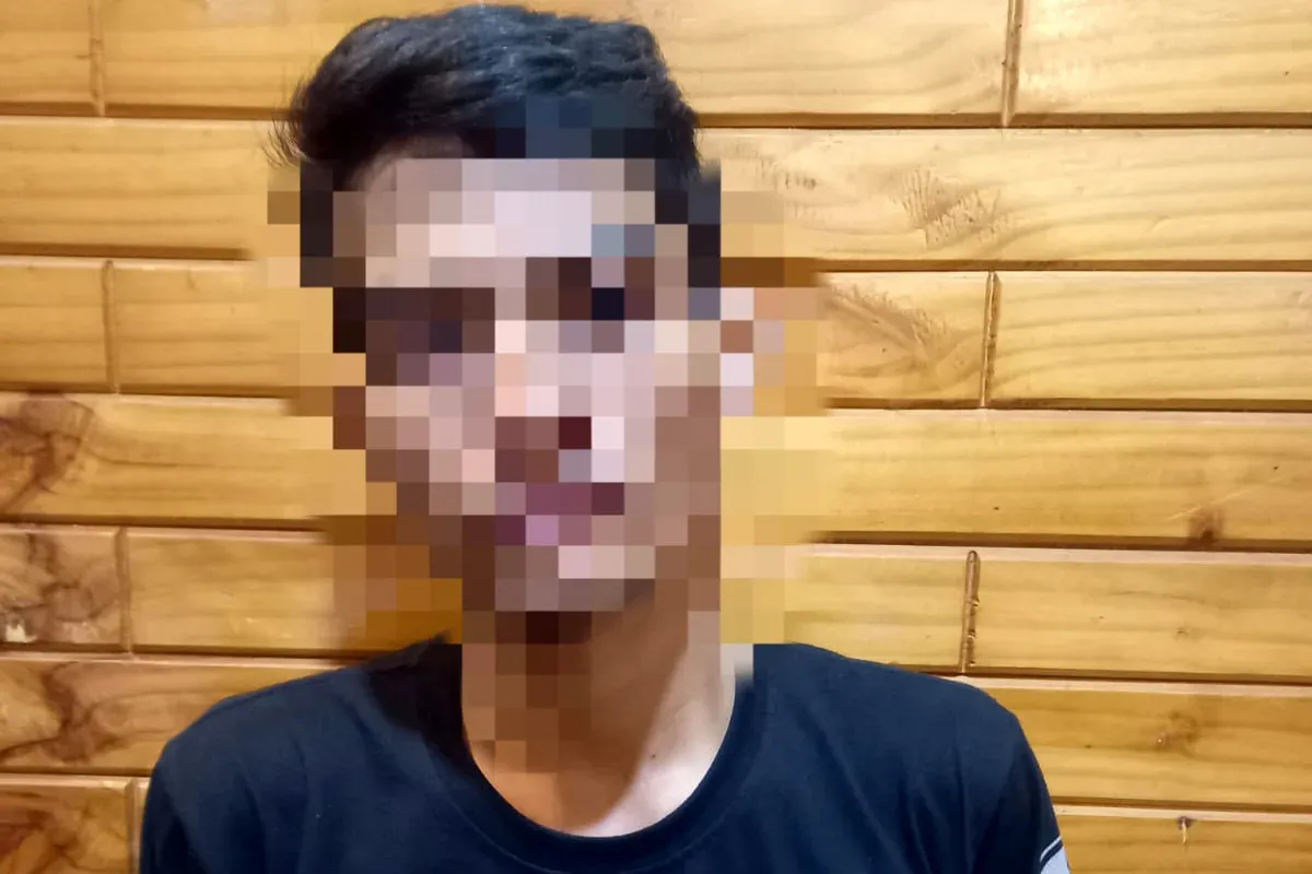Tersangka WF saat diamankan di Mapolres Serang. (Sumber: Dok Satresnarkoba Polres Serang)