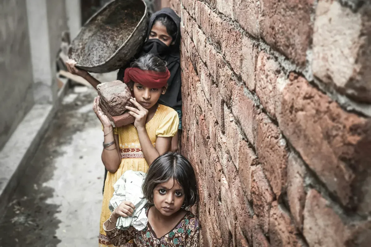 Hari Menentang Pekerja Anak Sedunia Diperingati Tiap 12 Juni, Berikut Informasinya (Sumber: Unsplash/Aima Yasir)