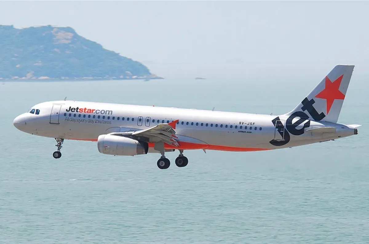 Maskapai Jetstar Asia tutup seluruh operasional mulai Akhir Juli 2025 (Sumber: Pinterest)