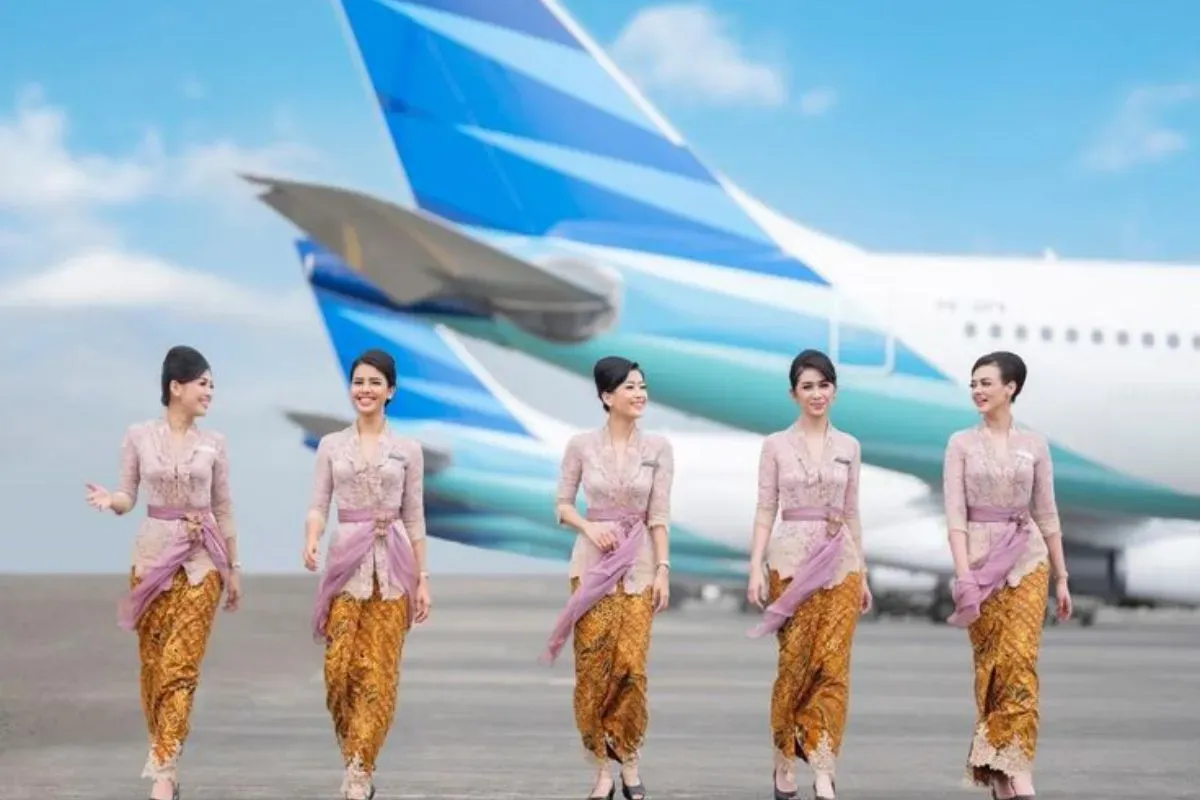 Gaji pramugari Garuda Indonesia (Sumber: Pinterest/LovePeaceHarmony7)
