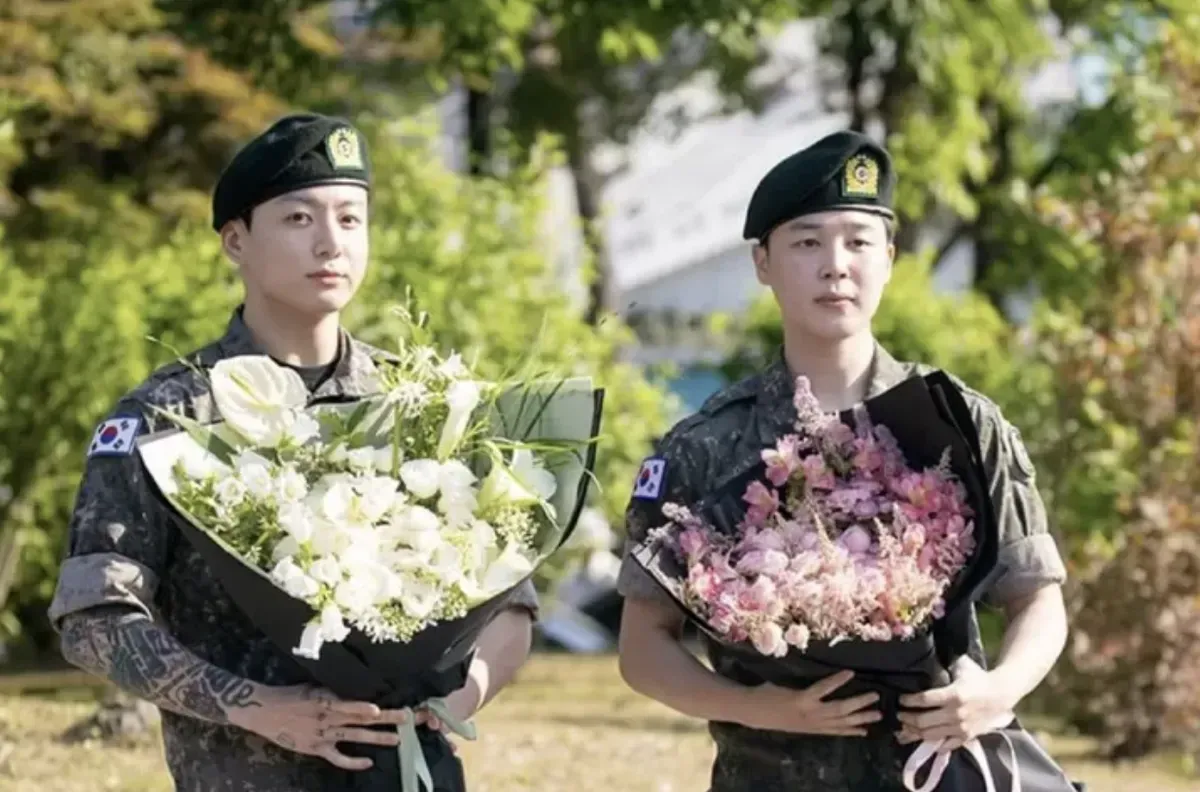 Kembalinya Jimin dan Jungkook BTS dari Wajib Militer: Momen Emosional yang Menandai Fase Baru (Sumber: allkpop.com)
