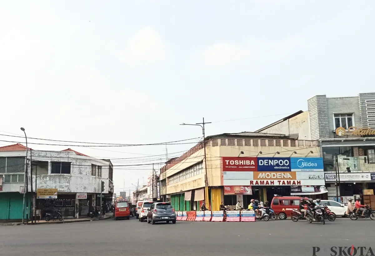 Jalan KH Agus Salim, Bekasi Timur, Kota Bekasi. (Sumber: Poskota/Nurpini Aulia Rapika)
