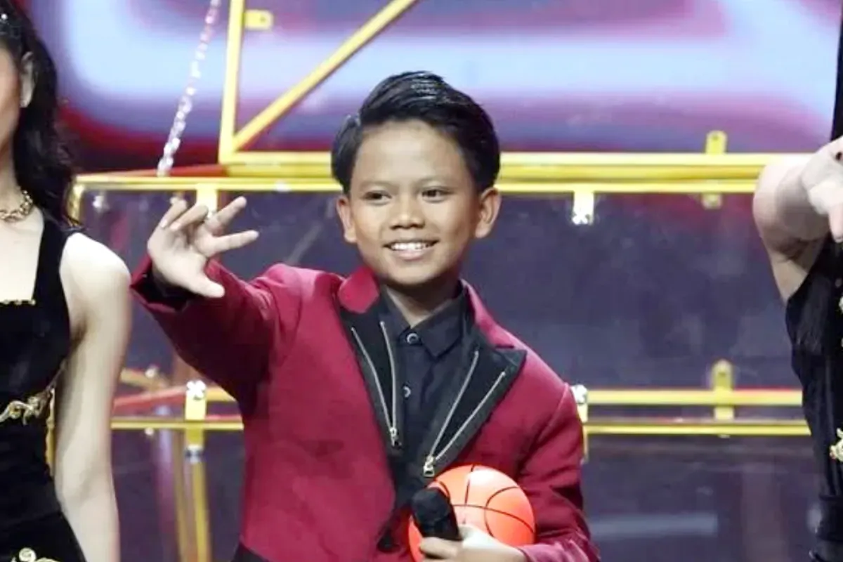 Potret artis cilik Farel Prayoga yang mendapat kabar mengejutkan. Sang ayah, Joko Suyoto ditangkap polisi karena terlibat judi online. (Sumber: Instagram/farel.prayoga_.official)
