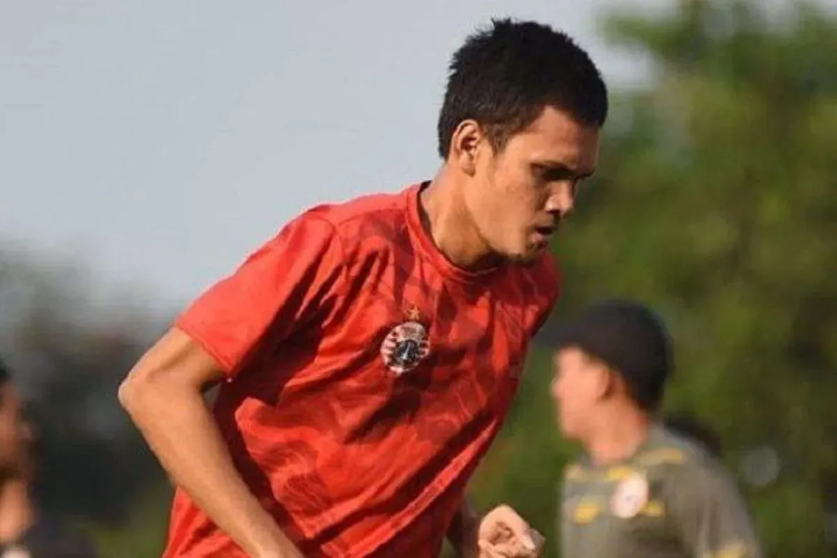 Mantan bek sayap Persija Jakarta ini akan bergabung ke Persib Bandung musim depan, simak profilnya. (Sumber: Instagram)