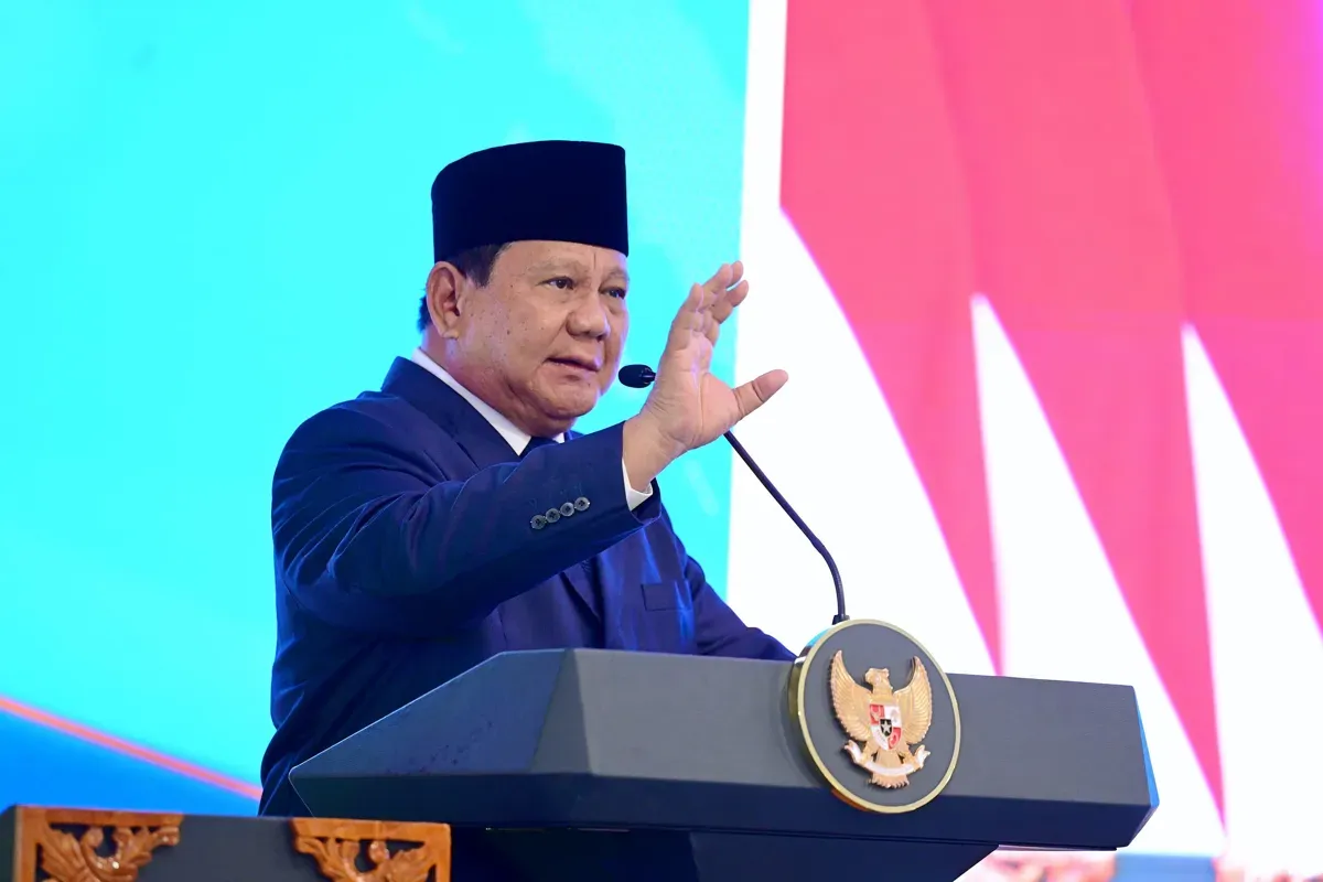 Potret Presiden RI, Prabowo Subianto yang mengumumkan terkait kenaikan gaji hakim. (Sumber: setneg.go.id)