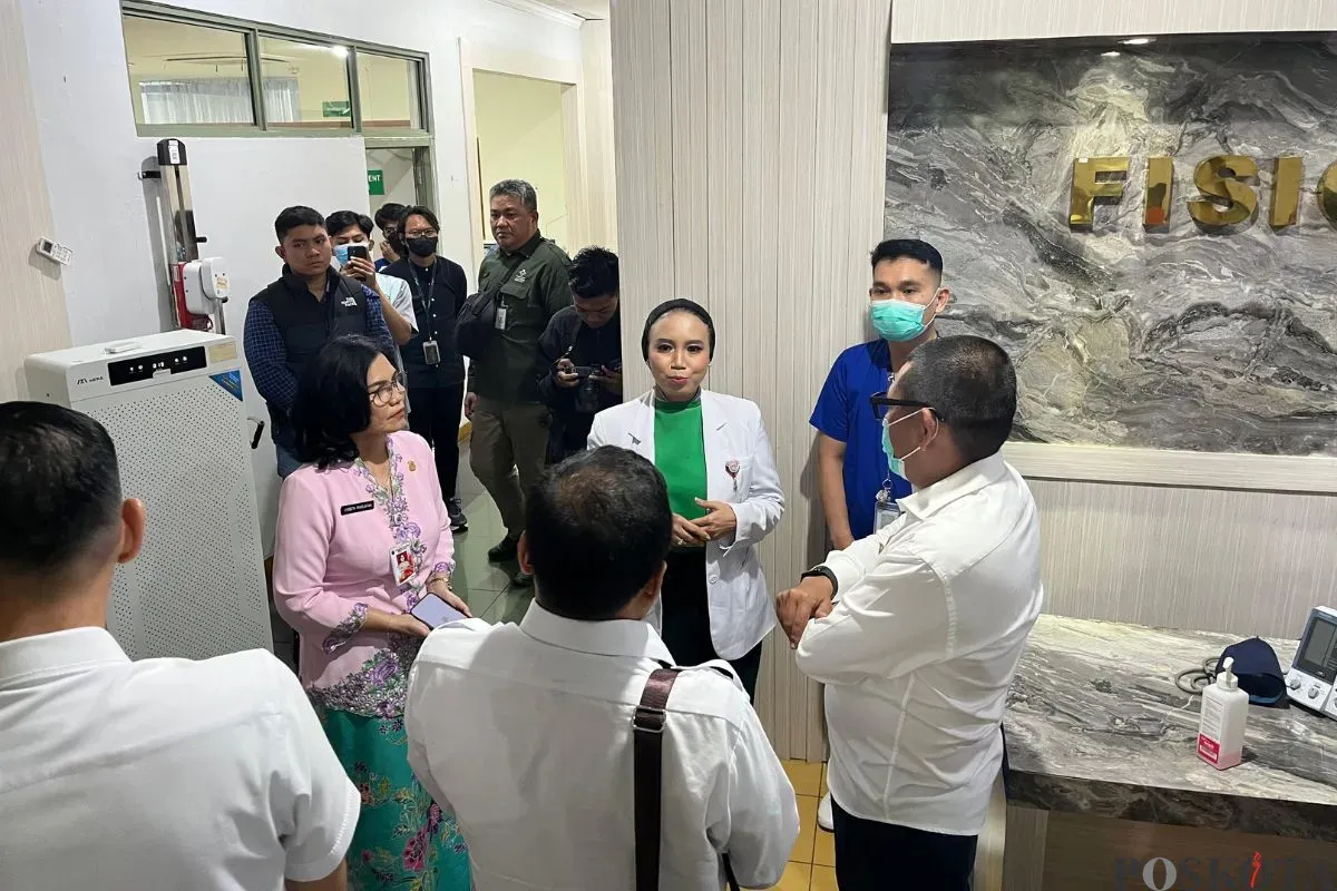 Komisi C DPRD Jakarta sidak pelayanan RSUD Cengkareng, Jakarta Barat, Jumat, 13 Juni 2025. (Sumber: Poskota/Pandi Ramedhan)