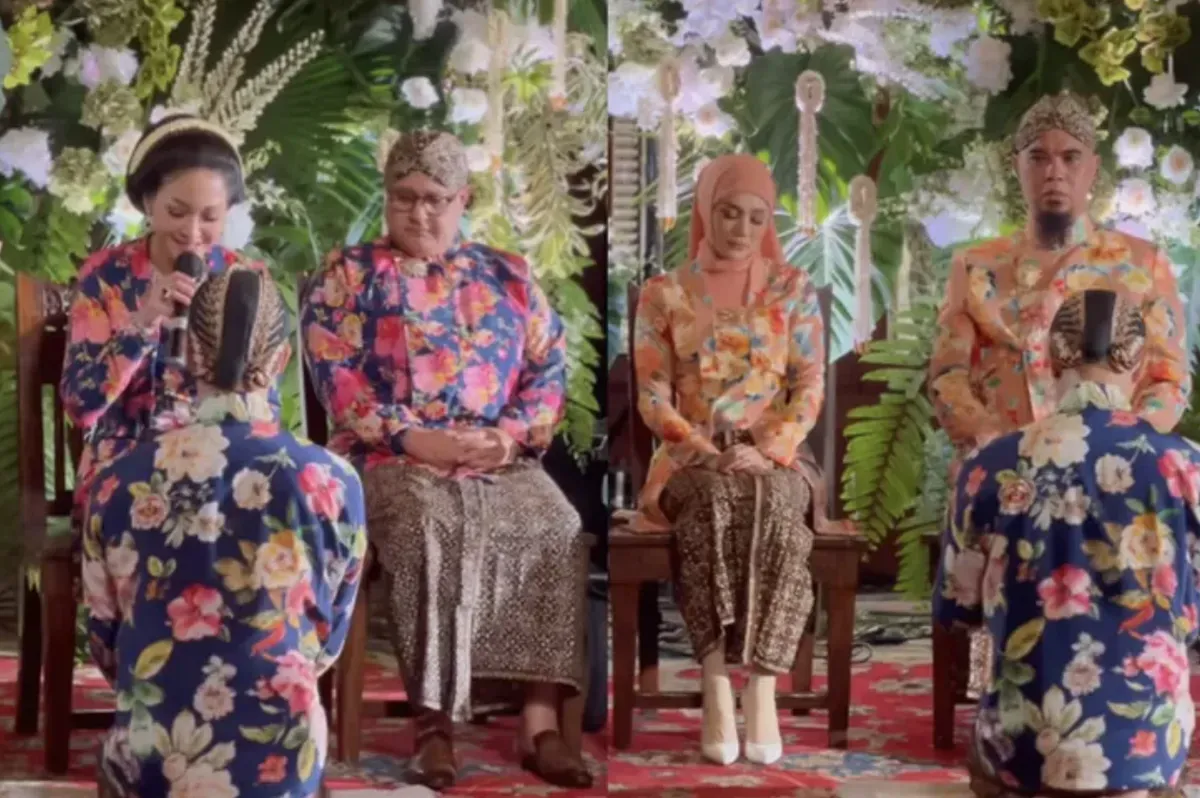 Al Ghazali melakukan sungkeman kepada orang tuanya dalam prosesi siraman adat Jawa. (Sumber: Instagram/@reinitaarlin)